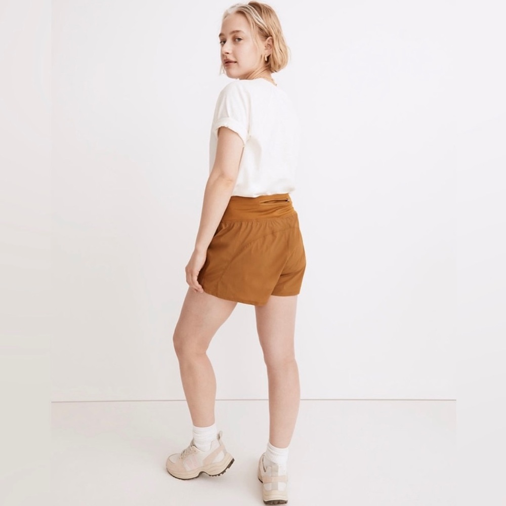 MWL Madewell Active Running Shorts; XS Antique Gold - NWOT